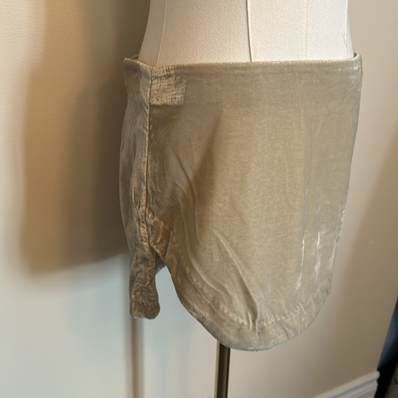 FREE PEOPLE Annalise Velvet Mini Skirt High Rise Side Slit Tan Size 2 - Picture 5 of 9